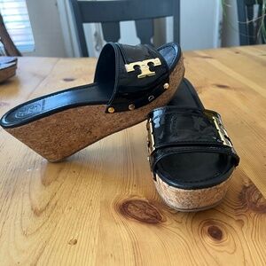 Tory Burch Patti Wedge (black patent leather) Size 9
